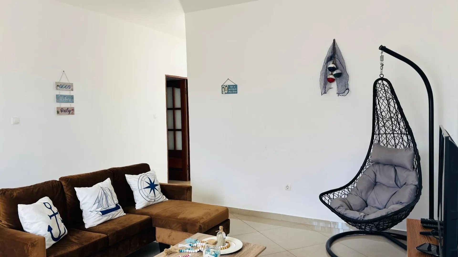 Apartment Techas Cozy 2 Bed Apt Tarrafal